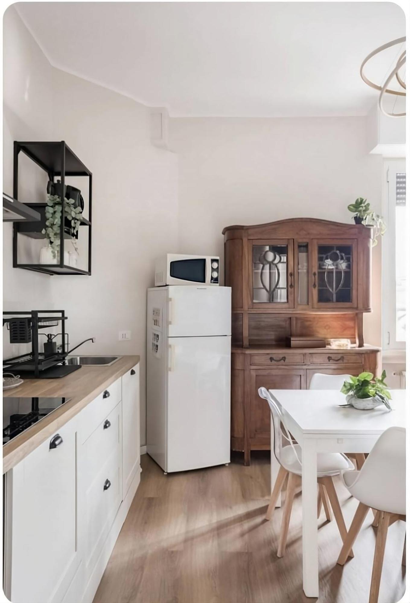 2 Bedroom Gem Near Milano Centrale Fast Wi Fi Kademy House Eksteriør billede
