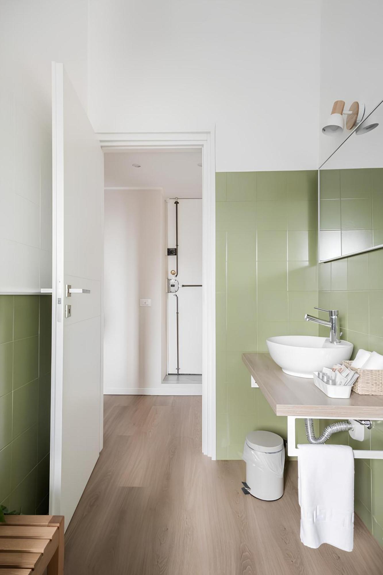 2 Bedroom Gem Near Milano Centrale Fast Wi Fi Kademy House Eksteriør billede